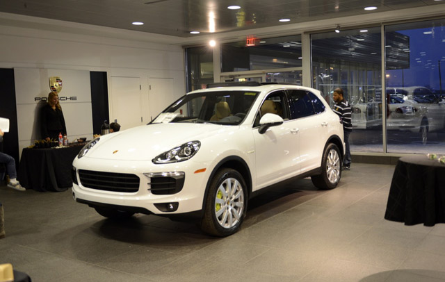 {dealership_image}