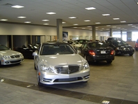 30+ car showroom