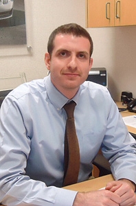 <b>Client Advisor</b>