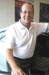 <b>SALES & LEASING</b>